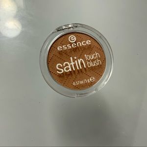 Essence Satin Touch Blush NEW